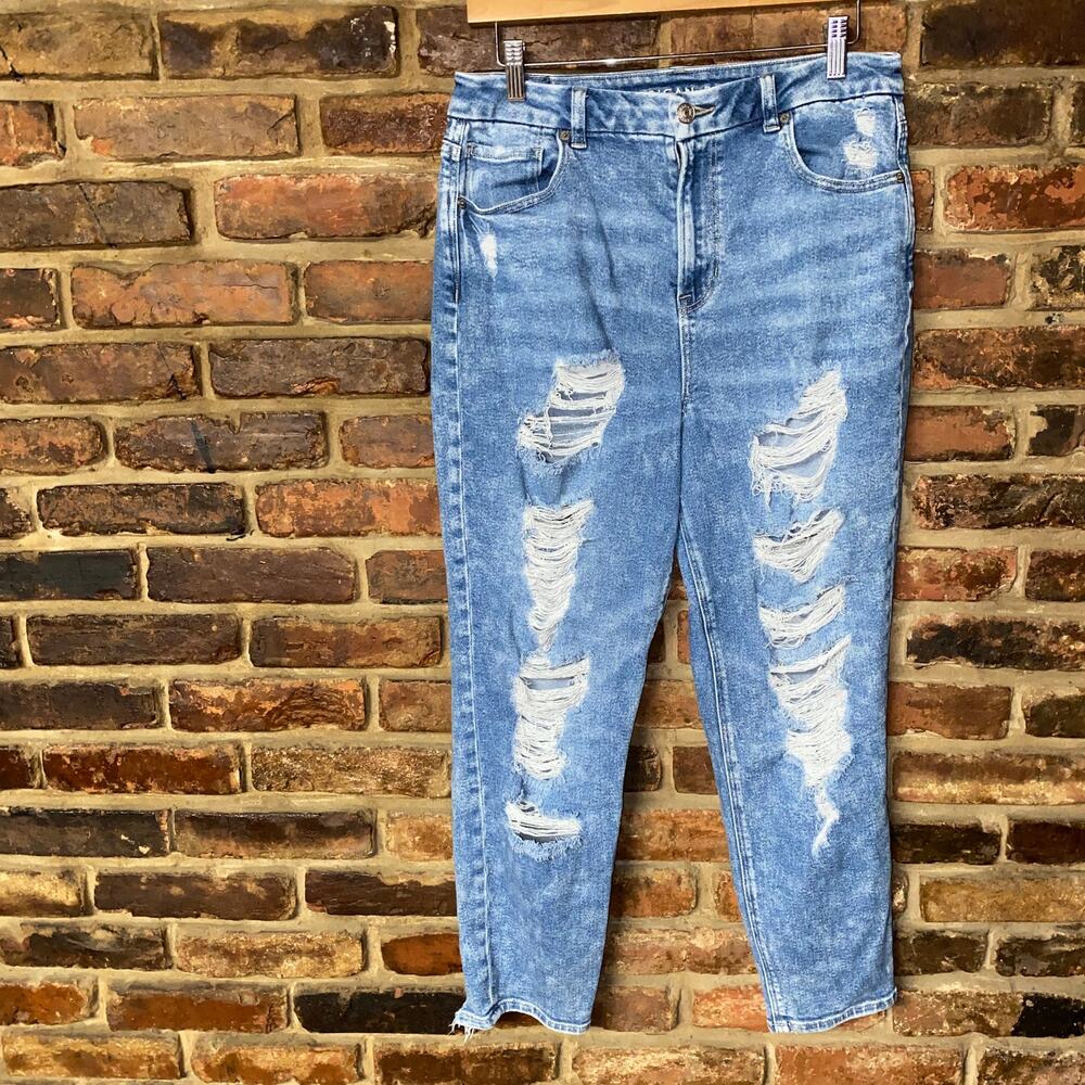 American Eagle Blue Distressed Denim Curvy Mom Jeans Women's Size 10 Short